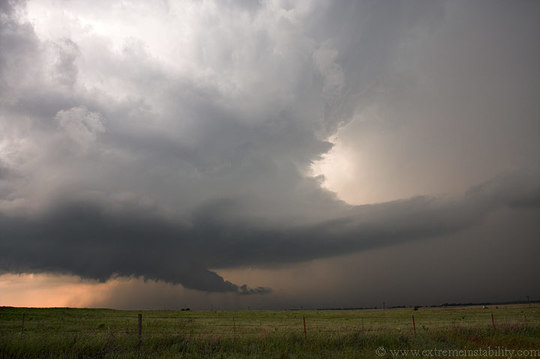 _images/beaver_and_tail_cloud.png